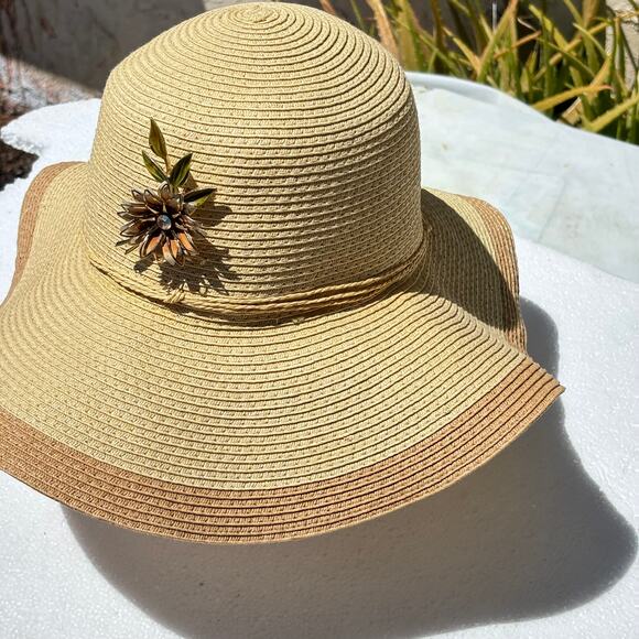 Womens Floral Sun Hat. - Picture 3 of 5